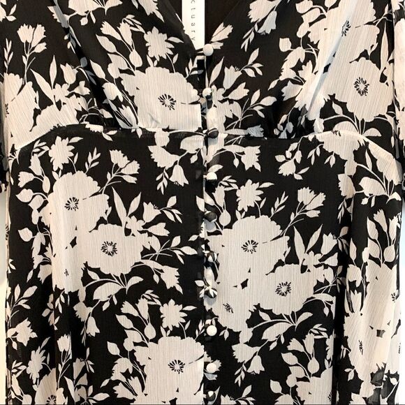 Sanctuary Florence Puff Sleeve V-Neck Maxi Dress 
Black Ivory Women’s Size 6 - Picture 11 of 12